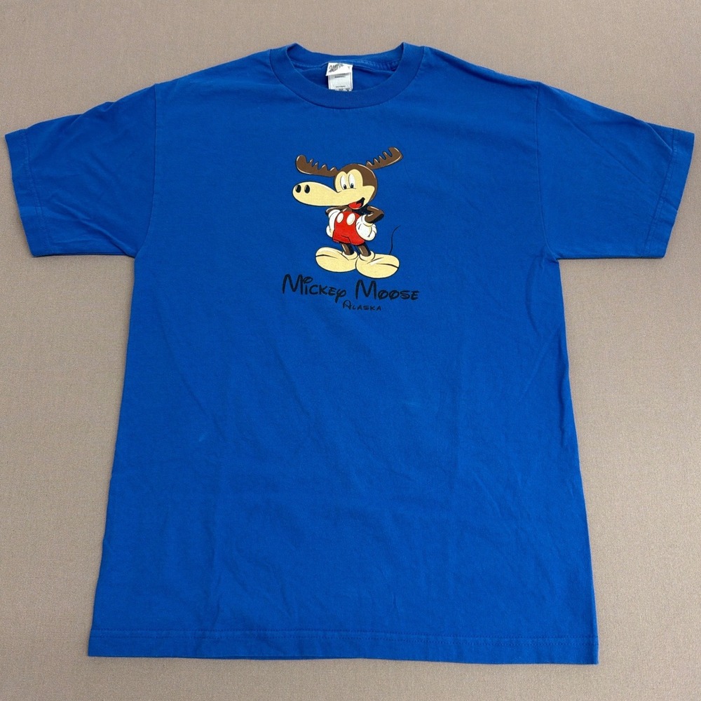 Alstyle Mickey Moose Alaska Graphic T-Shirt Mens Medium Blue Short Sleeve Tee